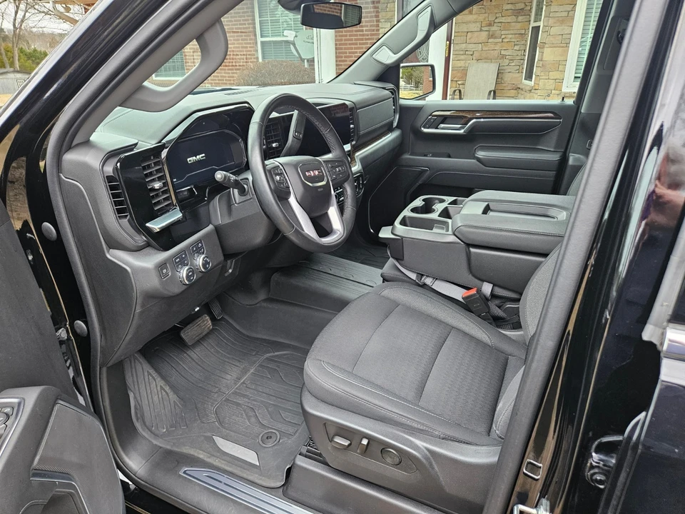 2023 GMC Sierra 5th Gen - Image 8 of 16