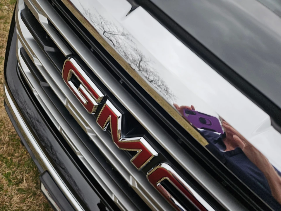 2023 GMC Sierra 5th Gen - Image 12 of 16