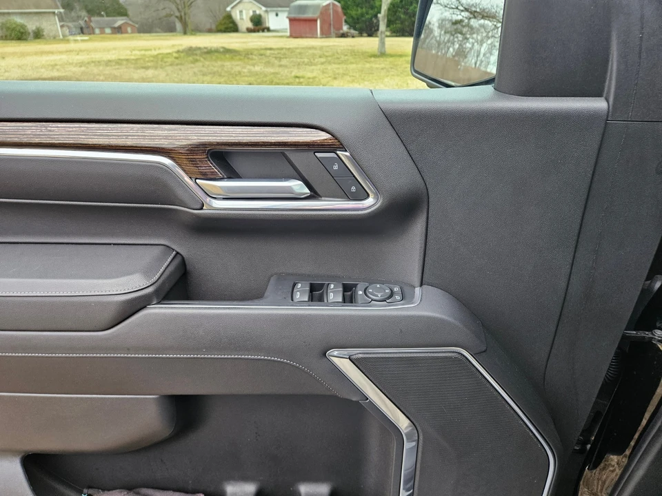 2023 GMC Sierra 5th Gen - Image 6 of 16