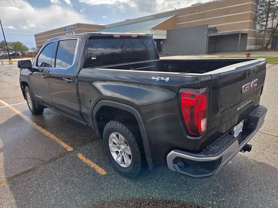2023 GMC Sierra 5th Gen - Image 7 of 16