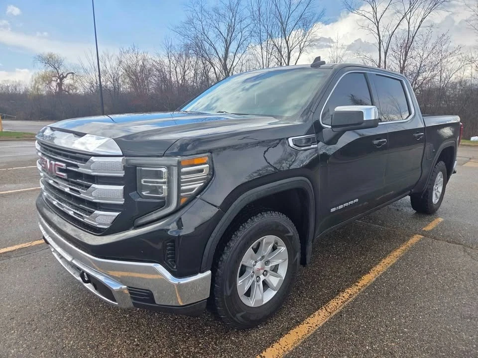 2023 GMC Sierra 5th Gen - Image 2 of 16