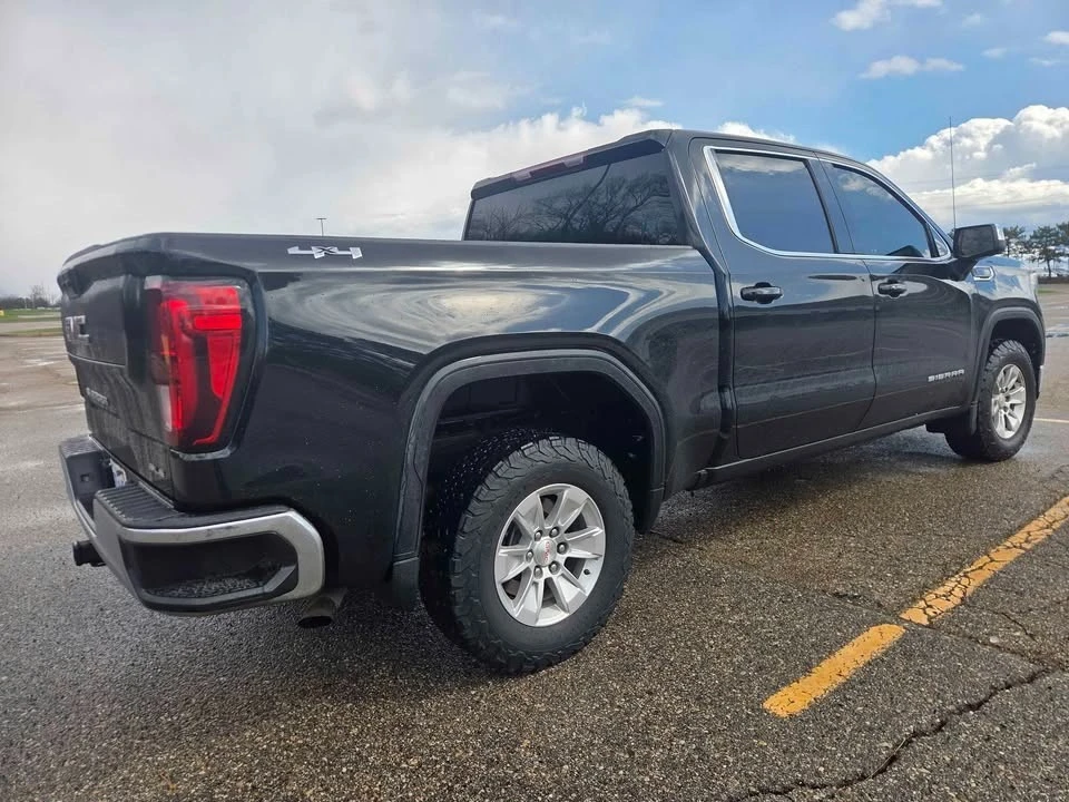 2023 GMC Sierra 5th Gen - Image 8 of 16