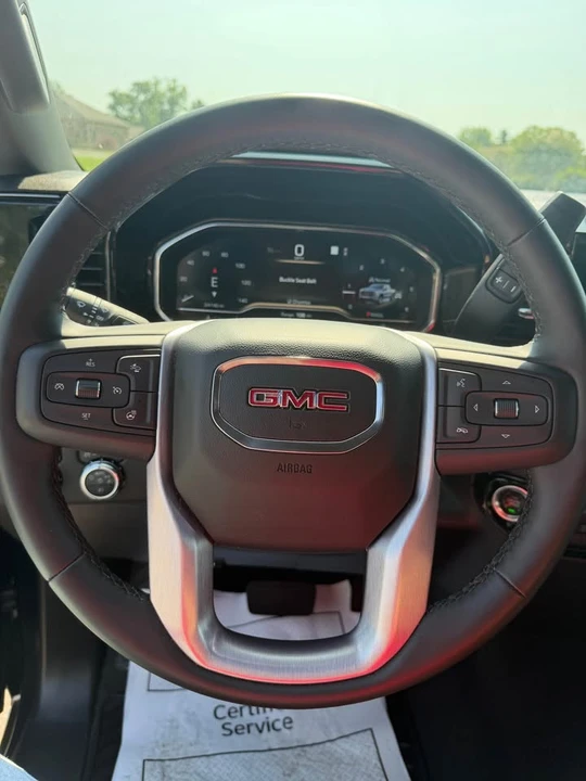 2023 GMC Sierra 5th Gen - Image 6 of 11