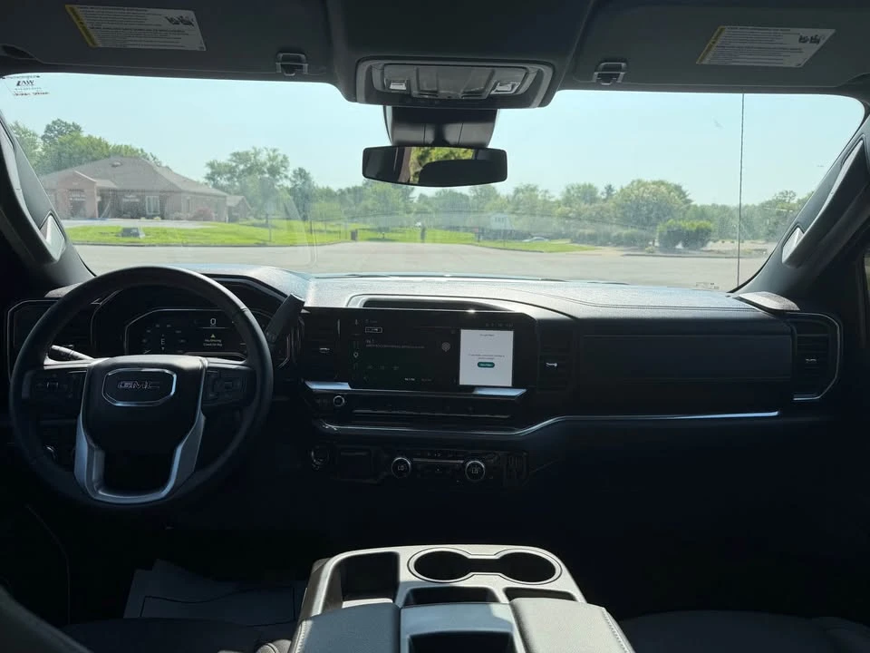 2023 GMC Sierra 5th Gen - Image 5 of 11