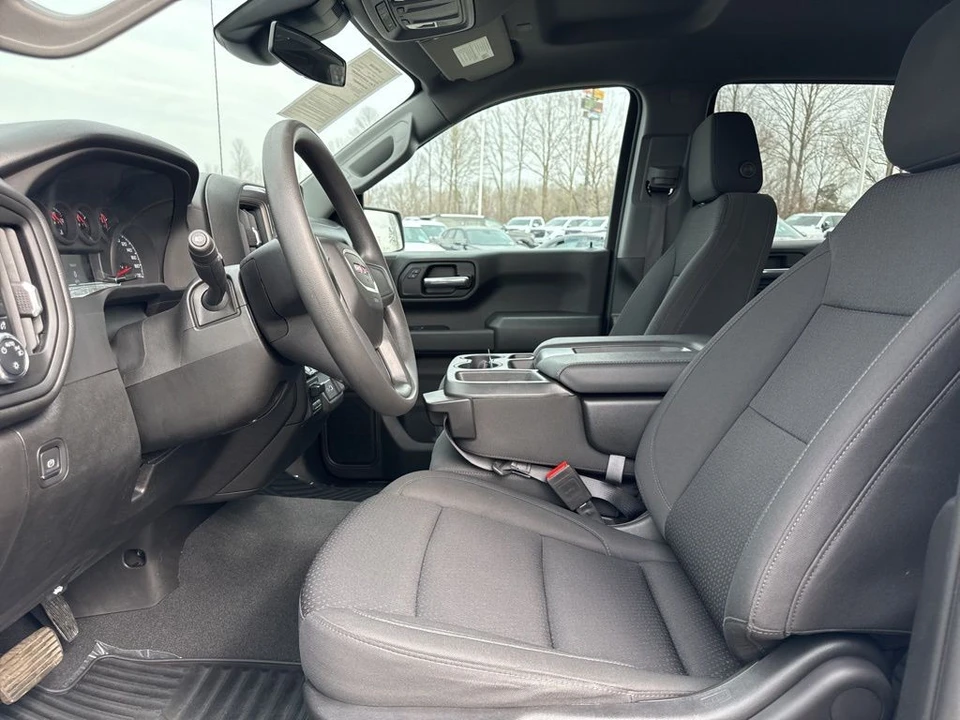 2023 GMC Sierra 5th Gen - Image 9 of 21