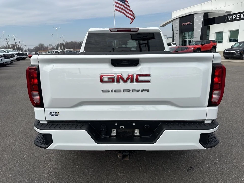 2023 GMC Sierra 5th Gen - Image 4 of 12