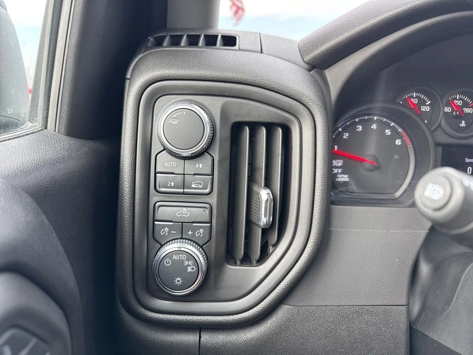 2023 GMC Sierra 5th Gen - Image 20 of 21