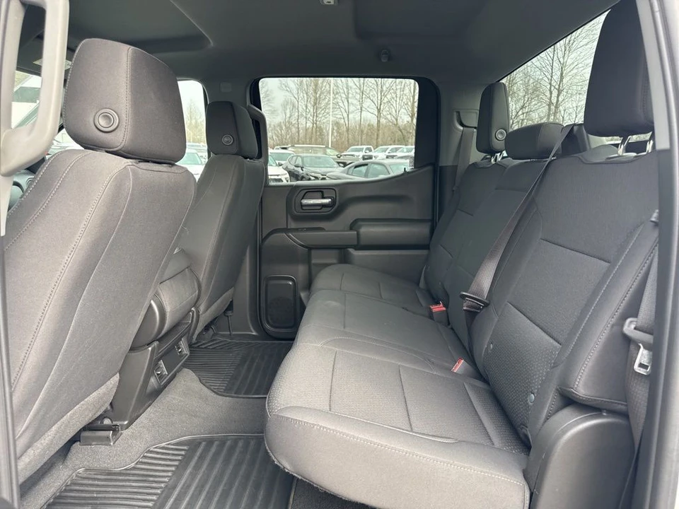 2023 GMC Sierra 5th Gen - Image 10 of 21
