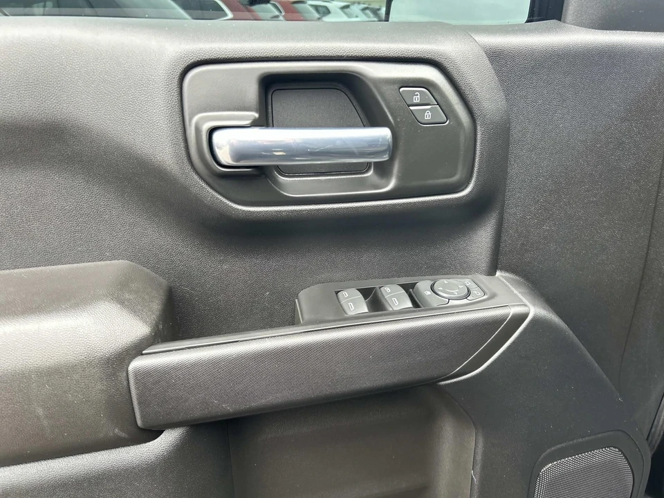 2023 GMC Sierra 5th Gen - Image 19 of 21