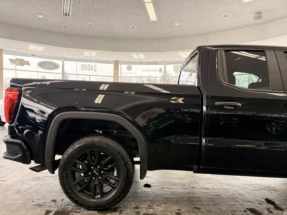 2023 GMC Sierra 5th Gen - Image 8 of 12