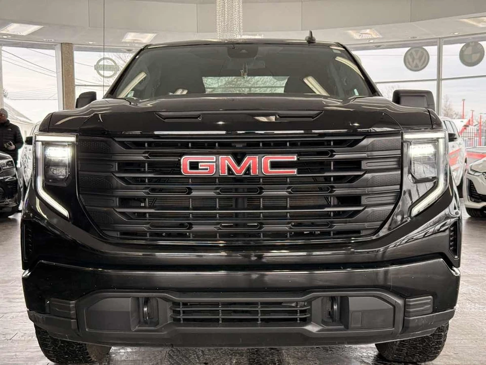 2023 GMC Sierra 5th Gen - Image 4 of 12