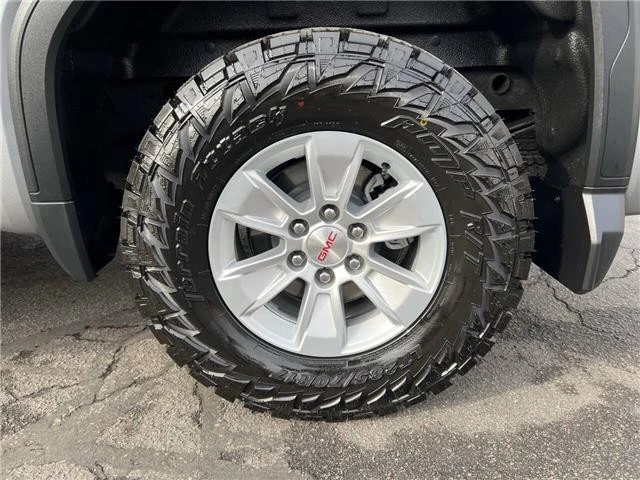 2023 GMC Sierra 5th Gen - Image 8 of 21