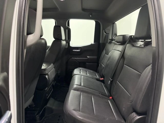 2023 GMC Sierra 5th Gen - Image 17 of 21