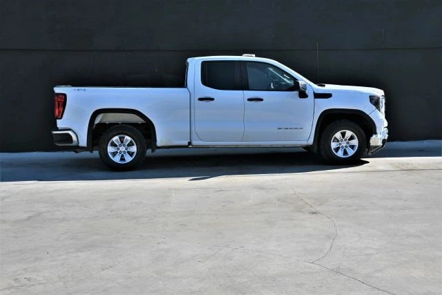 2023 GMC Sierra 5th Gen - Image 7 of 16