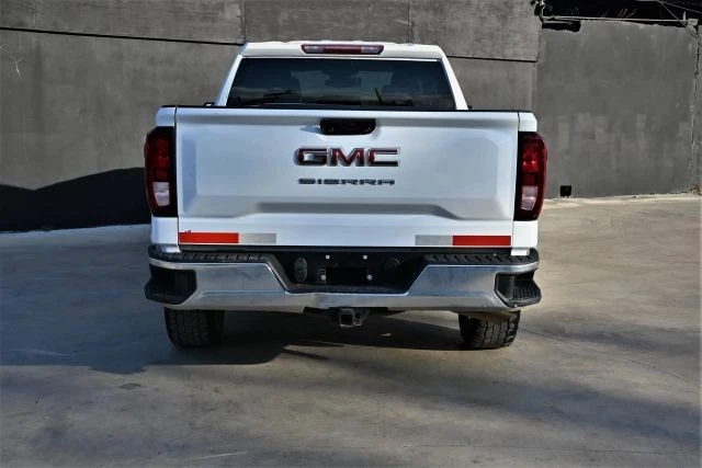 2023 GMC Sierra 5th Gen - Image 4 of 16