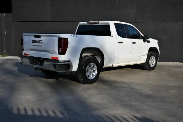 2023 GMC Sierra 5th Gen - Image 5 of 16