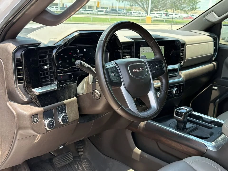 2023 GMC Sierra 5th Gen - Image 4 of 19