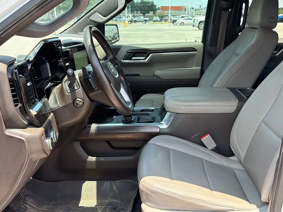 2023 GMC Sierra 5th Gen - Image 5 of 19