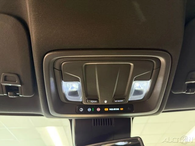 2023 GMC Sierra 5th Gen - Image 19 of 20