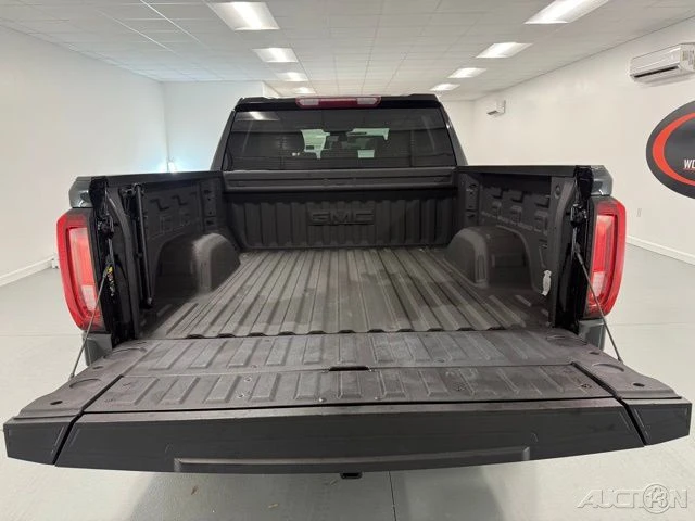 2023 GMC Sierra 5th Gen - Image 9 of 20