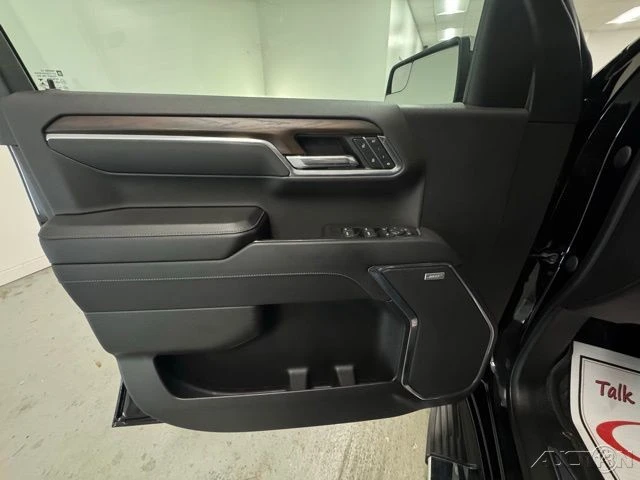 2023 GMC Sierra 5th Gen - Image 13 of 18