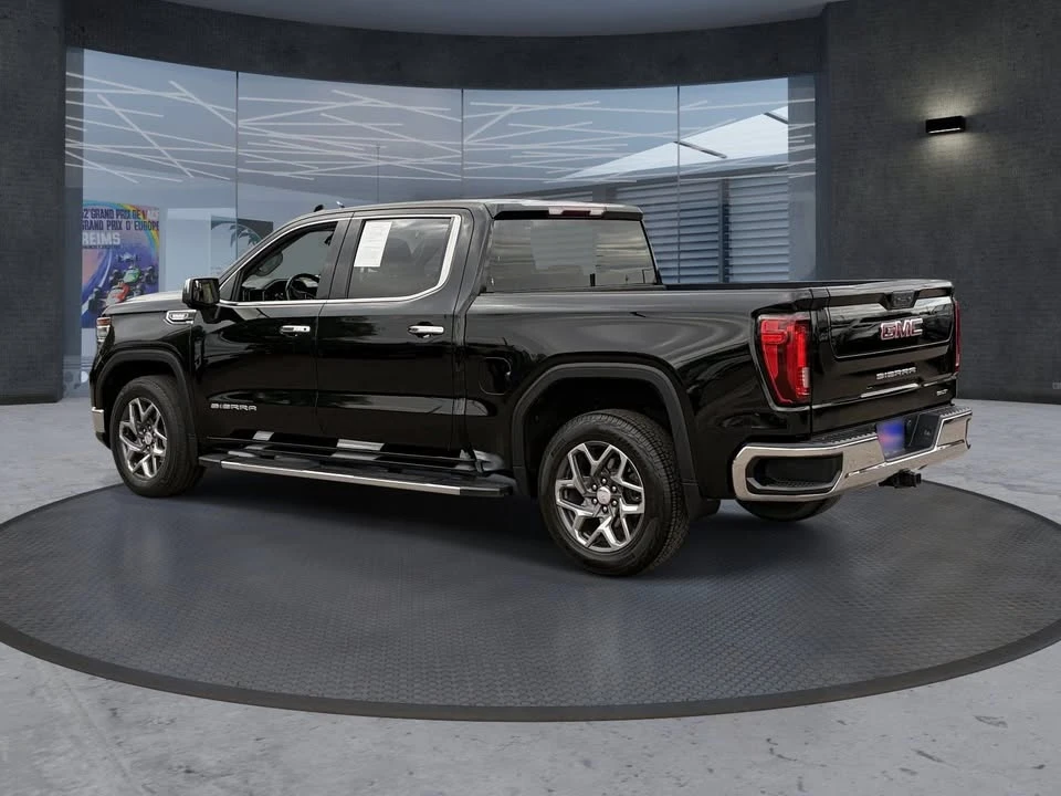 2023 GMC Sierra 5th Gen - Image 4 of 11