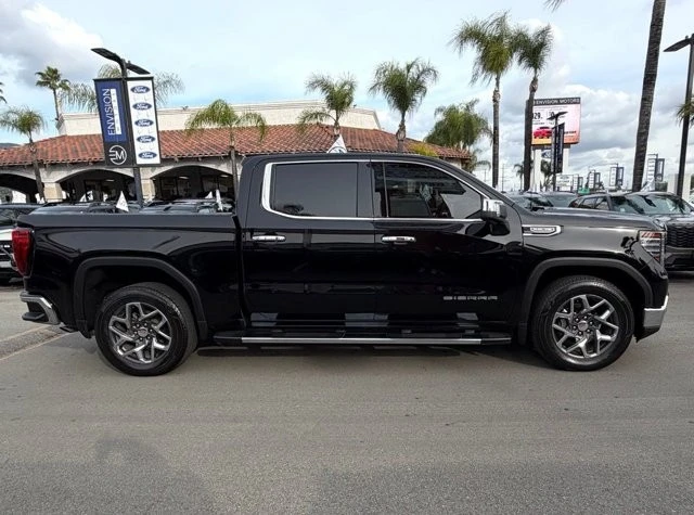 2023 GMC Sierra 5th Gen - Image 10 of 21