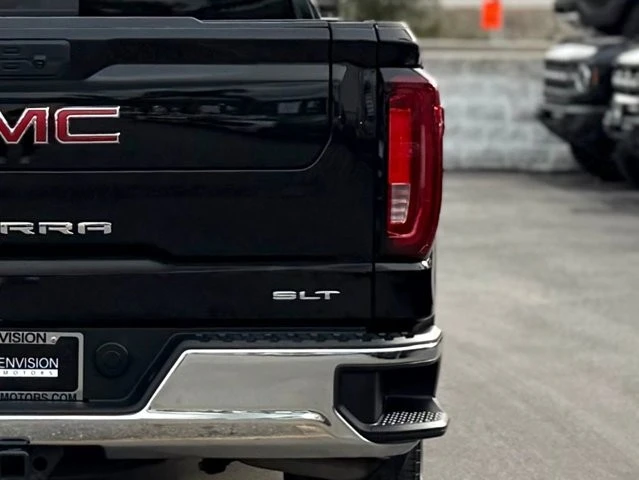 2023 GMC Sierra 5th Gen - Image 8 of 21