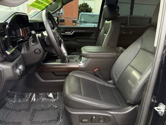 2023 GMC Sierra 5th Gen - Image 16 of 21