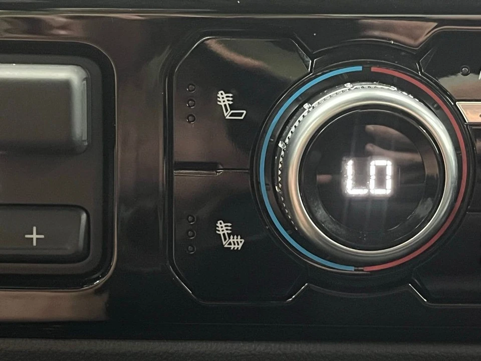 2023 GMC Sierra 5th Gen - Image 5 of 12