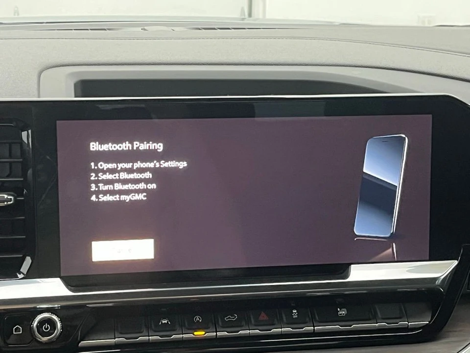 2023 GMC Sierra 5th Gen - Image 7 of 12