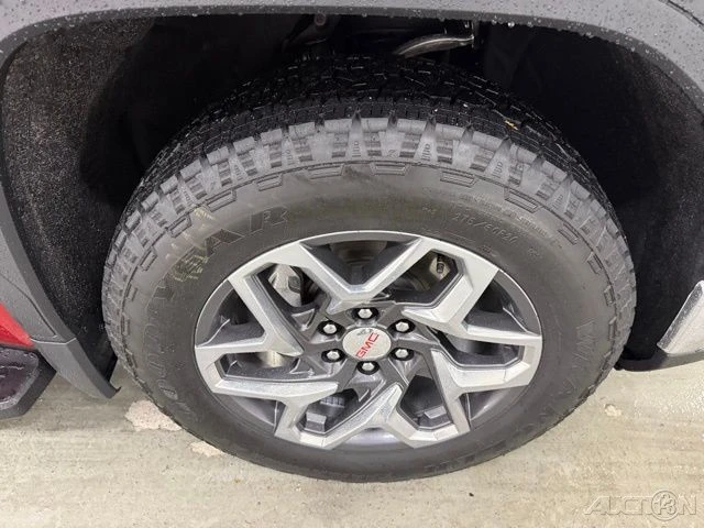 2023 GMC Sierra 5th Gen - Image 4 of 21