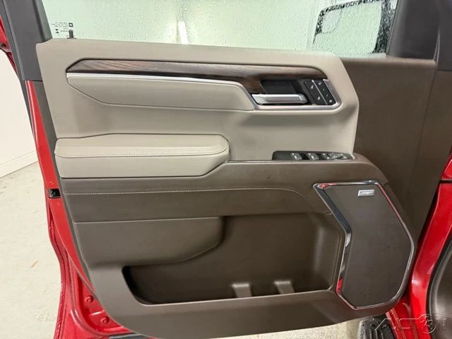 2023 GMC Sierra 5th Gen - Image 13 of 21