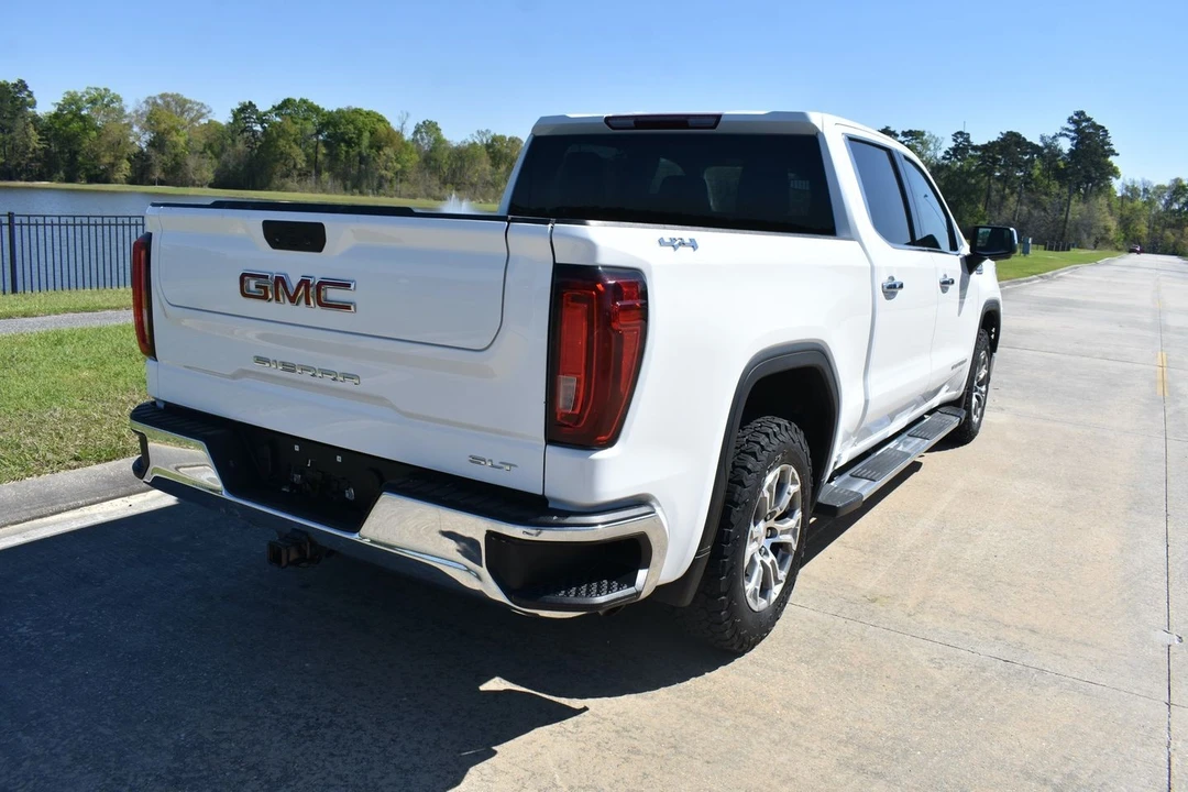 2023 GMC Sierra 5th Gen - Image 4 of 21