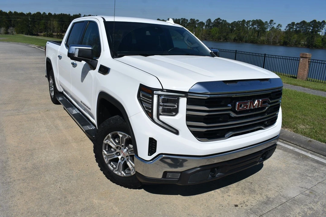 2023 GMC Sierra 5th Gen - Image 2 of 21