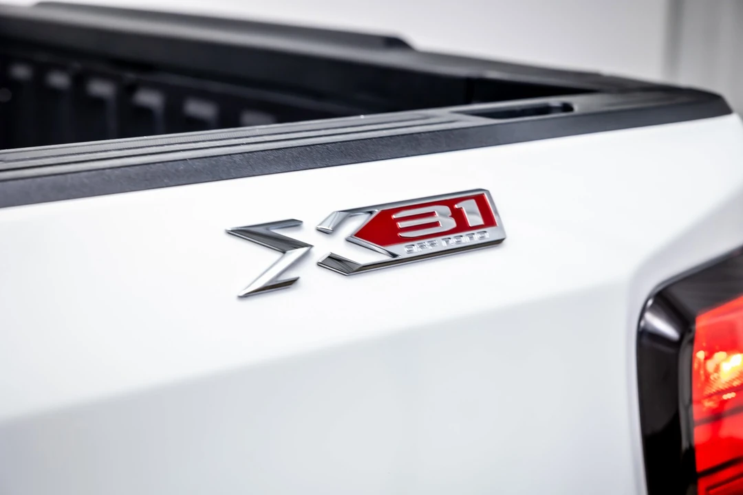 2023 GMC Sierra 5th Gen - Image 21 of 21