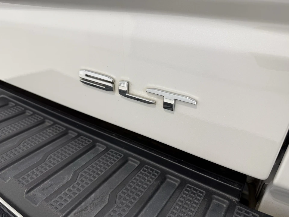2023 GMC Sierra 5th Gen - Image 9 of 12