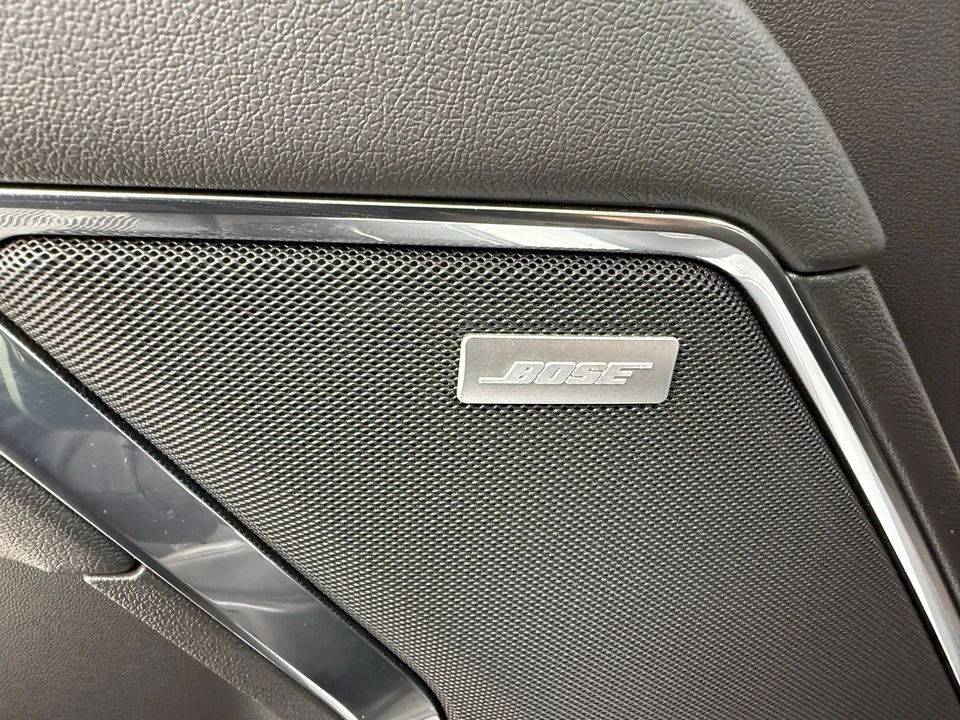 2023 GMC Sierra 5th Gen - Image 15 of 21