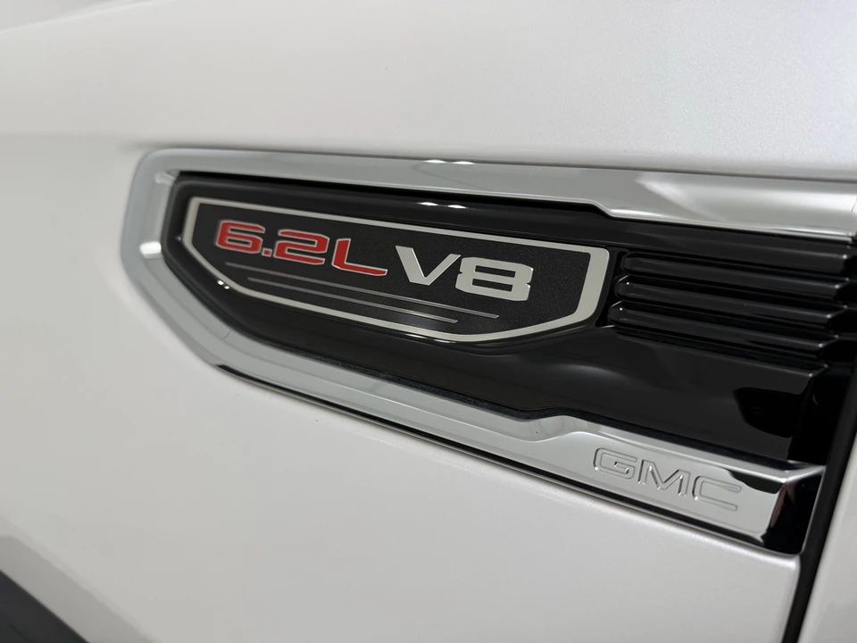2023 GMC Sierra 5th Gen - Image 11 of 21