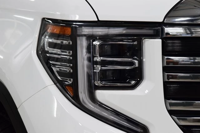 2023 GMC Sierra 5th Gen - Image 12 of 12