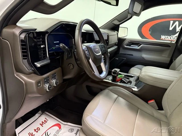 2023 GMC Sierra 5th Gen - Image 12 of 21