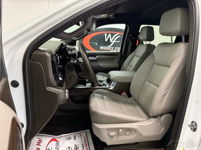 2023 GMC Sierra 5th Gen - Image 11 of 21
