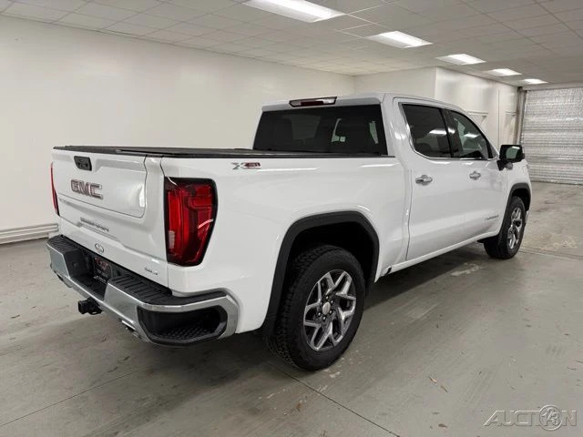 2023 GMC Sierra 5th Gen - Image 6 of 21