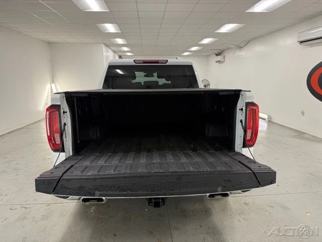 2023 GMC Sierra 5th Gen - Image 8 of 21