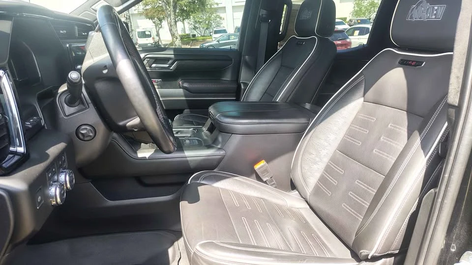 2023 GMC Sierra 5th Gen - Image 13 of 16