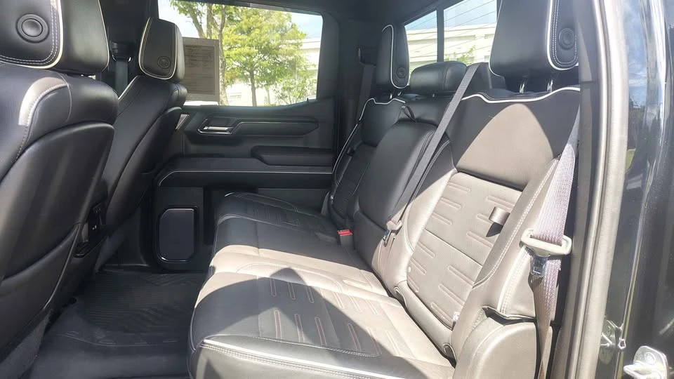 2023 GMC Sierra 5th Gen - Image 14 of 16