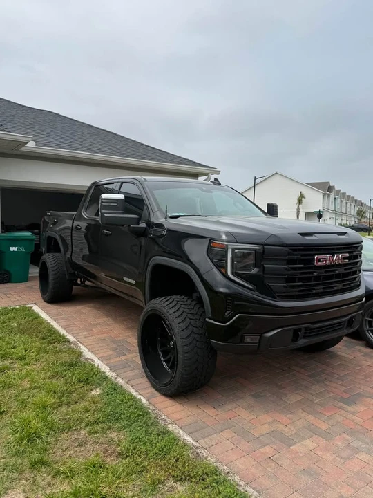 2023 GMC Sierra 4th Gen - Image 6 of 9