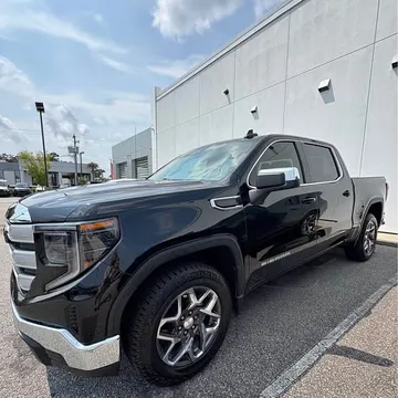 2023 GMC Sierra 1500 Crew Cab SLE