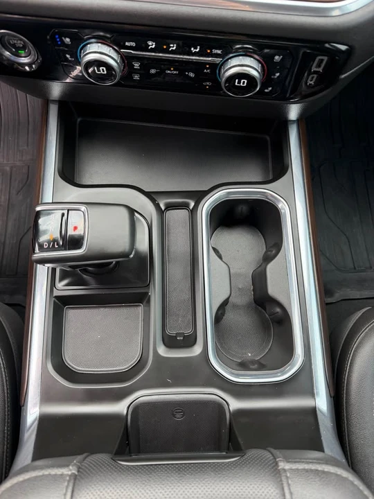2023 GMC Sierra 5th Gen - Image 13 of 19