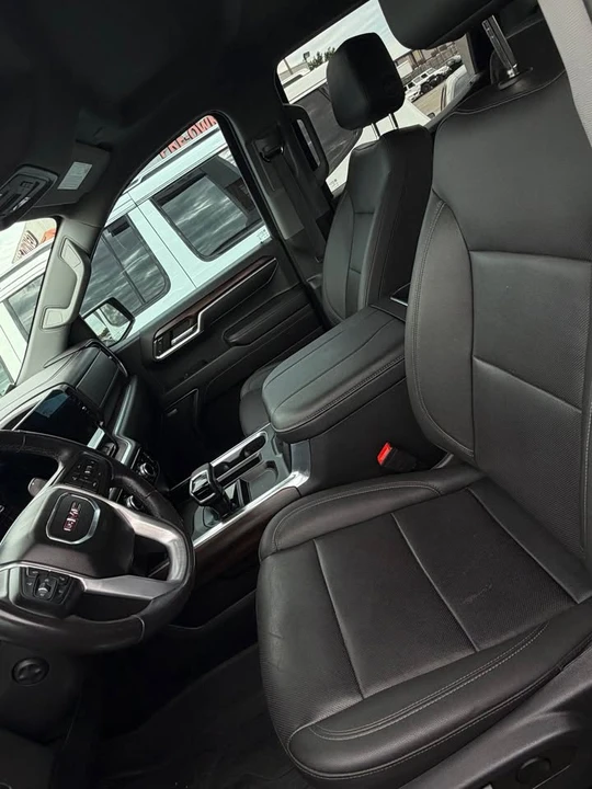 2023 GMC Sierra 5th Gen - Image 16 of 19